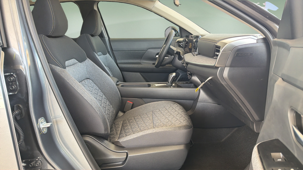 New 2026 Nissan Kicks SV AWD/4WD image 11