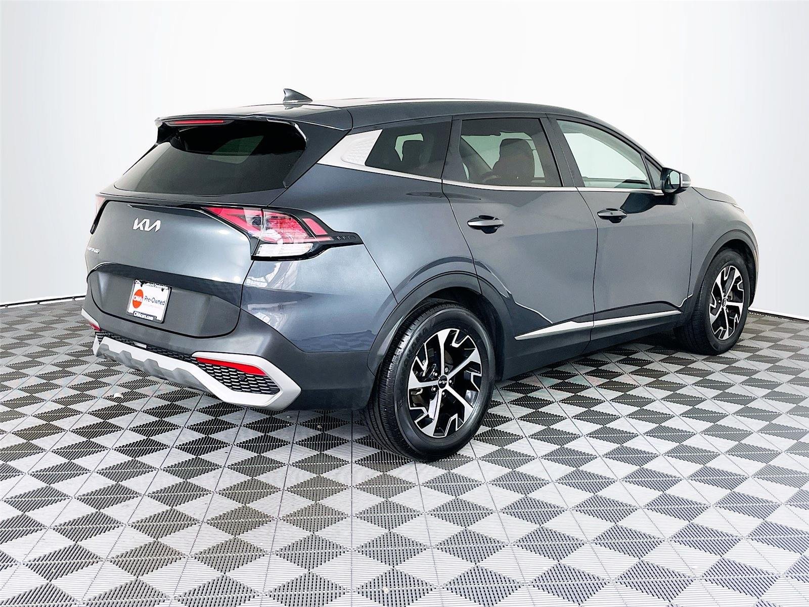 Used 2023 Kia Sportage EX FWD image 9
