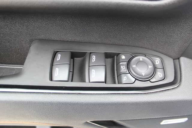 Used 2025 GMC Sierra 2500 AT4 AWD/4WD image 13