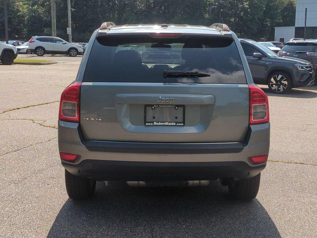 Used 2012 Jeep Compass Latitude AWD/4WD image 5