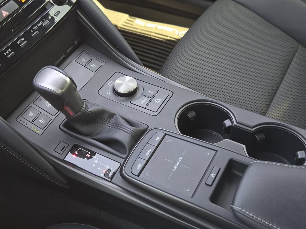 Used 2022 Lexus IS 300 w/ Premium Package RWD image 20