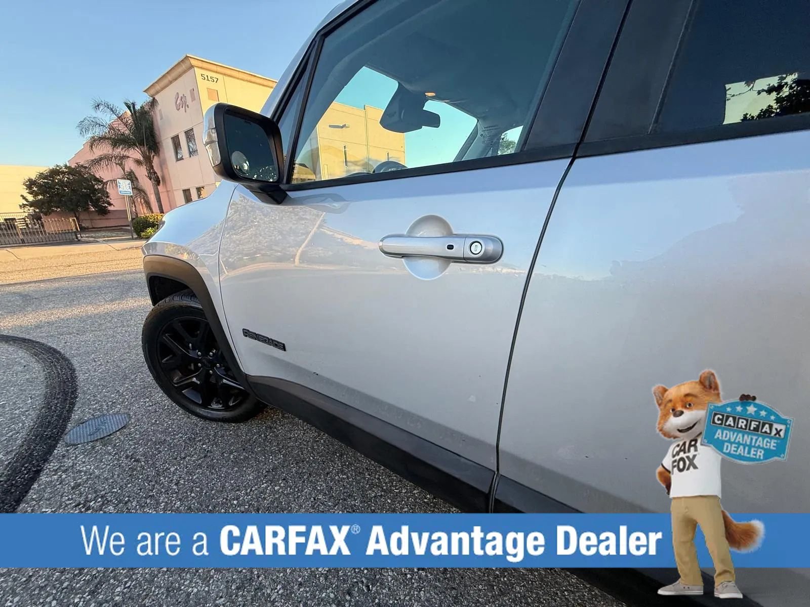 Used 2018 Jeep Renegade Altitude FWD image 35