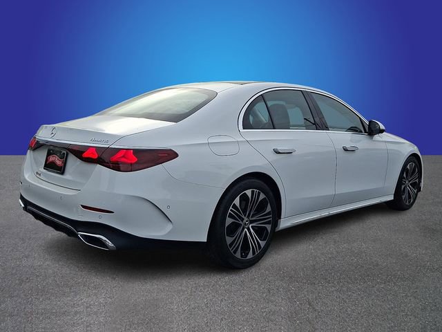 Used 2024 Mercedes-Benz E 350 4MATIC Sedan image 4
