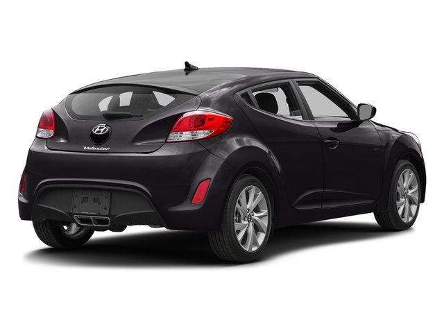 Used 2017 Hyundai Veloster Value Edition image 2