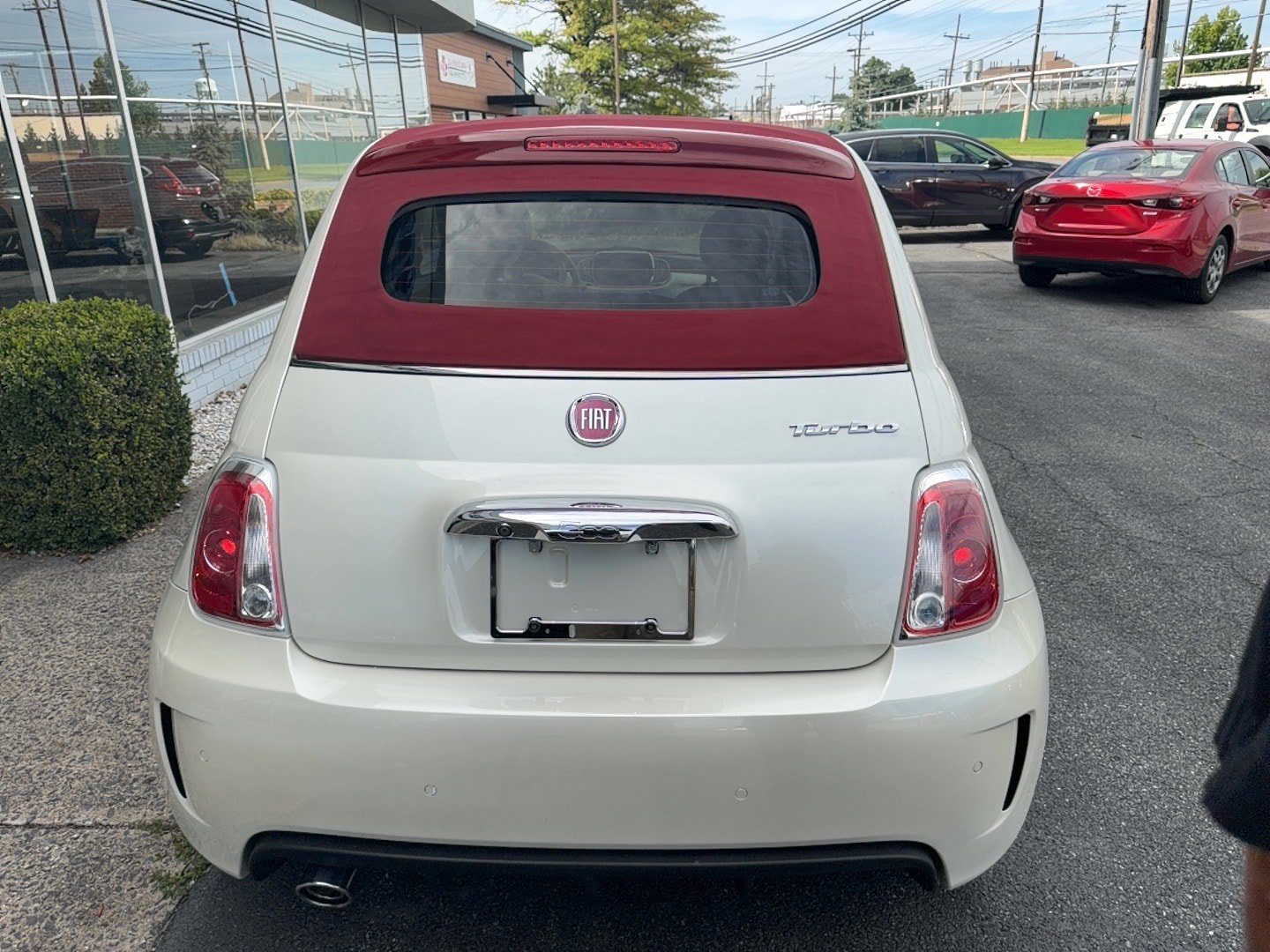 Used 2018 FIAT 500 Lounge FWD image 21