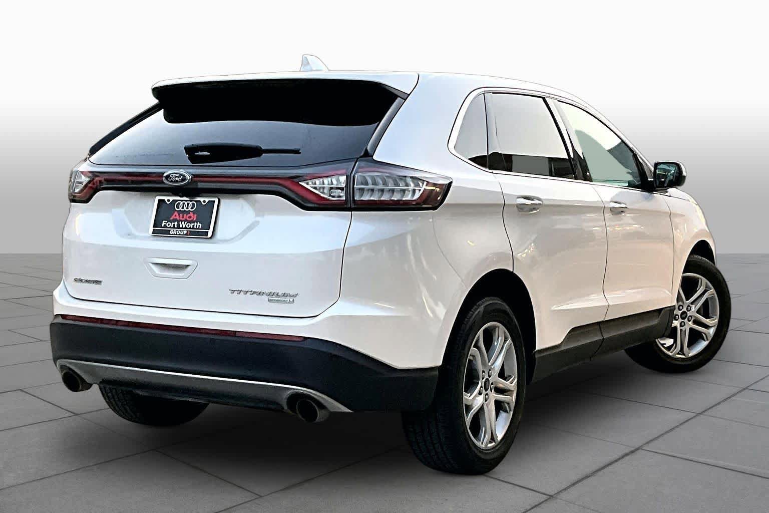 Used 2017 Ford Edge Titanium w/ Technology Package FWD image 23