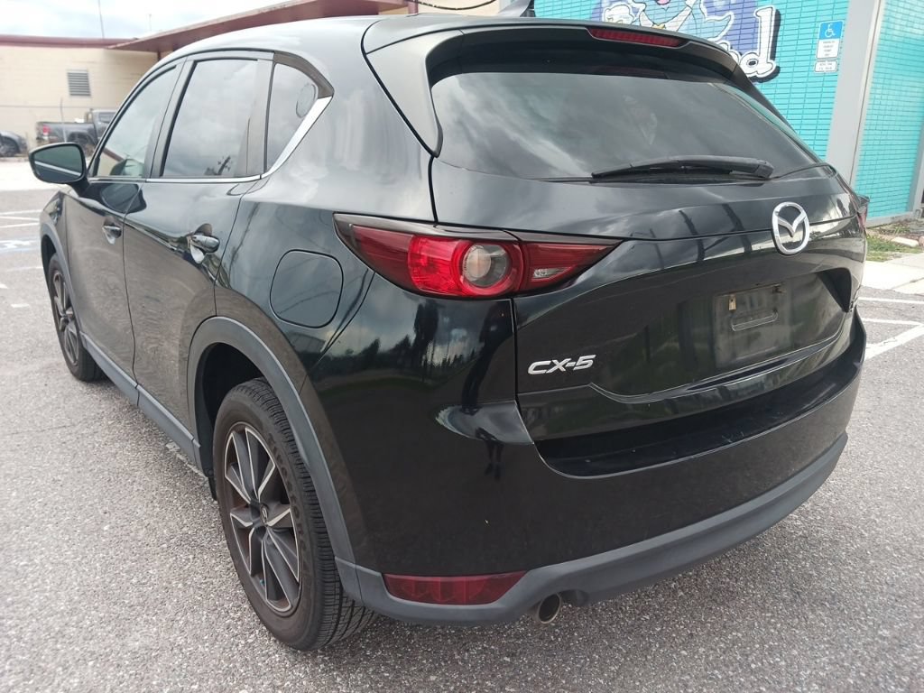 Used 2018 MAZDA CX-5 Touring FWD image 5