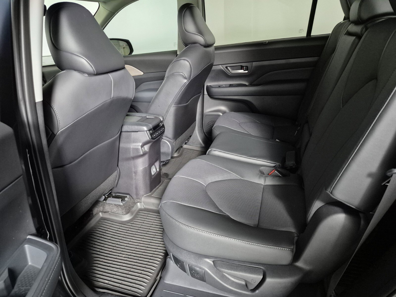 New 2026 Toyota Grand Highlander Limited image 41