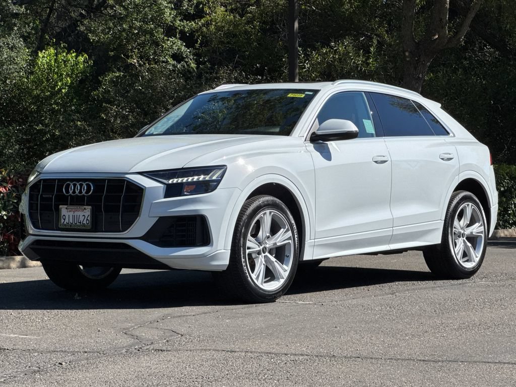 Certified 2023 Audi Q8 Premium AWD/4WD image 9