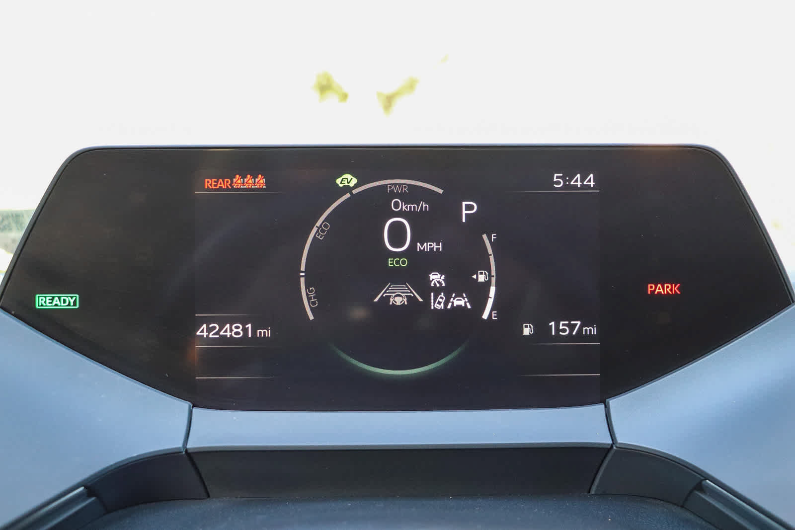 Used 2024 Toyota Prius LE FWD image 23