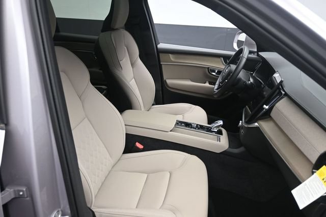 Used 2026 Volvo XC90 T8 Core w/ Protection Package Premier AWD/4WD image 31