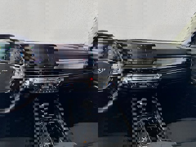 New 2025 Kia Telluride S image 28