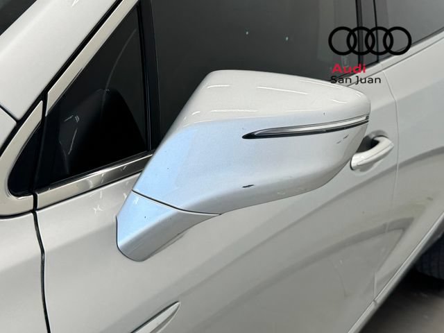 Used 2020 Buick Enclave Essence w/ Sound and Sites Package FWD image 6