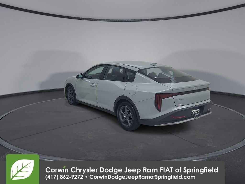 Used 2025 Kia K4 FWD image 11