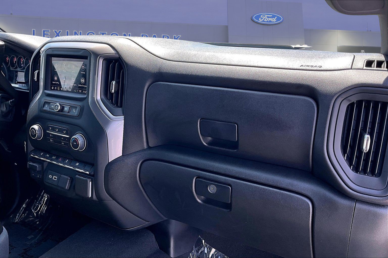 Used 2024 Chevrolet Silverado 2500 Custom w/ Custom Value Package AWD/4WD image 27