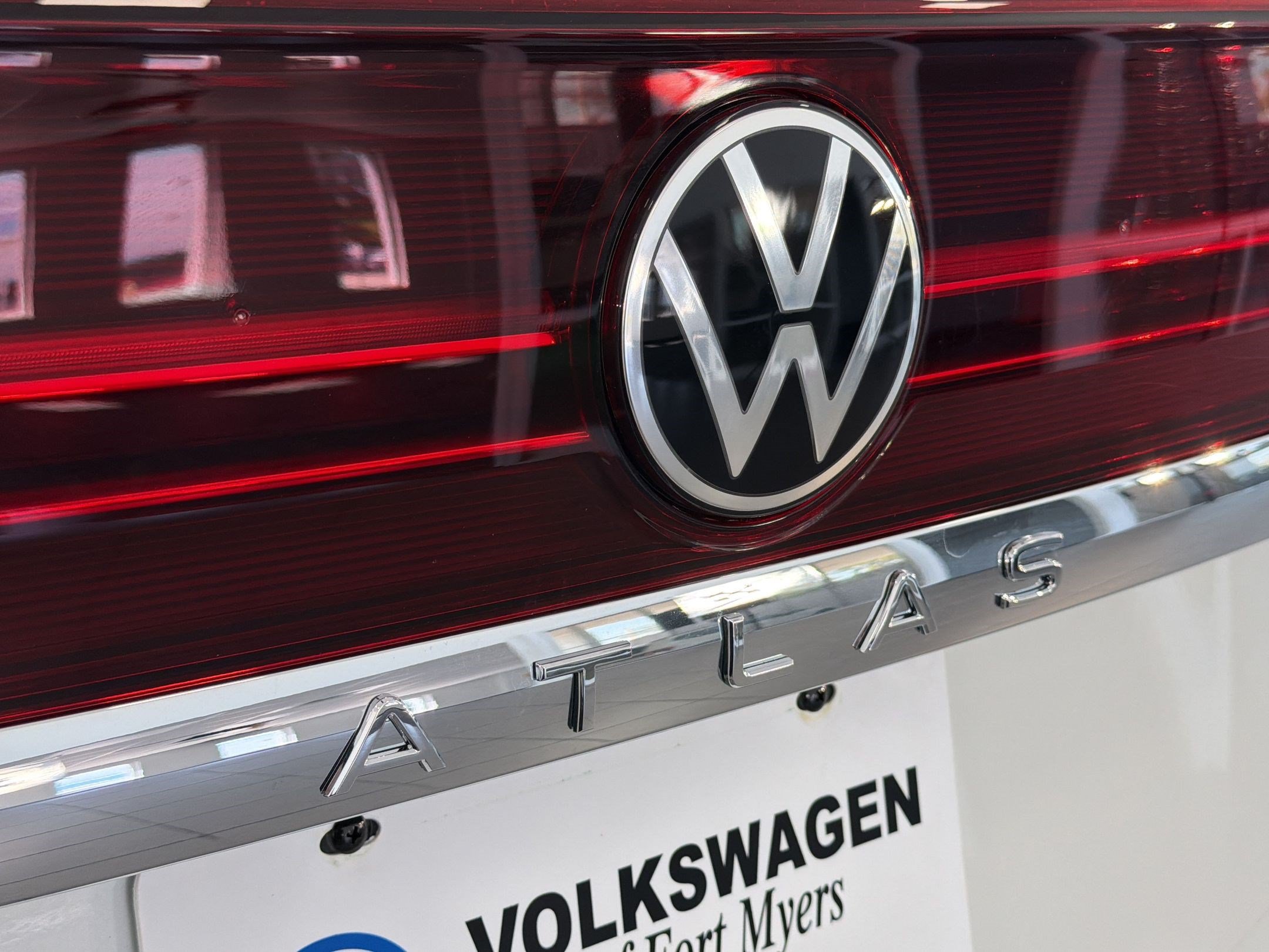 New 2026 Volkswagen Atlas SE FWD image 35