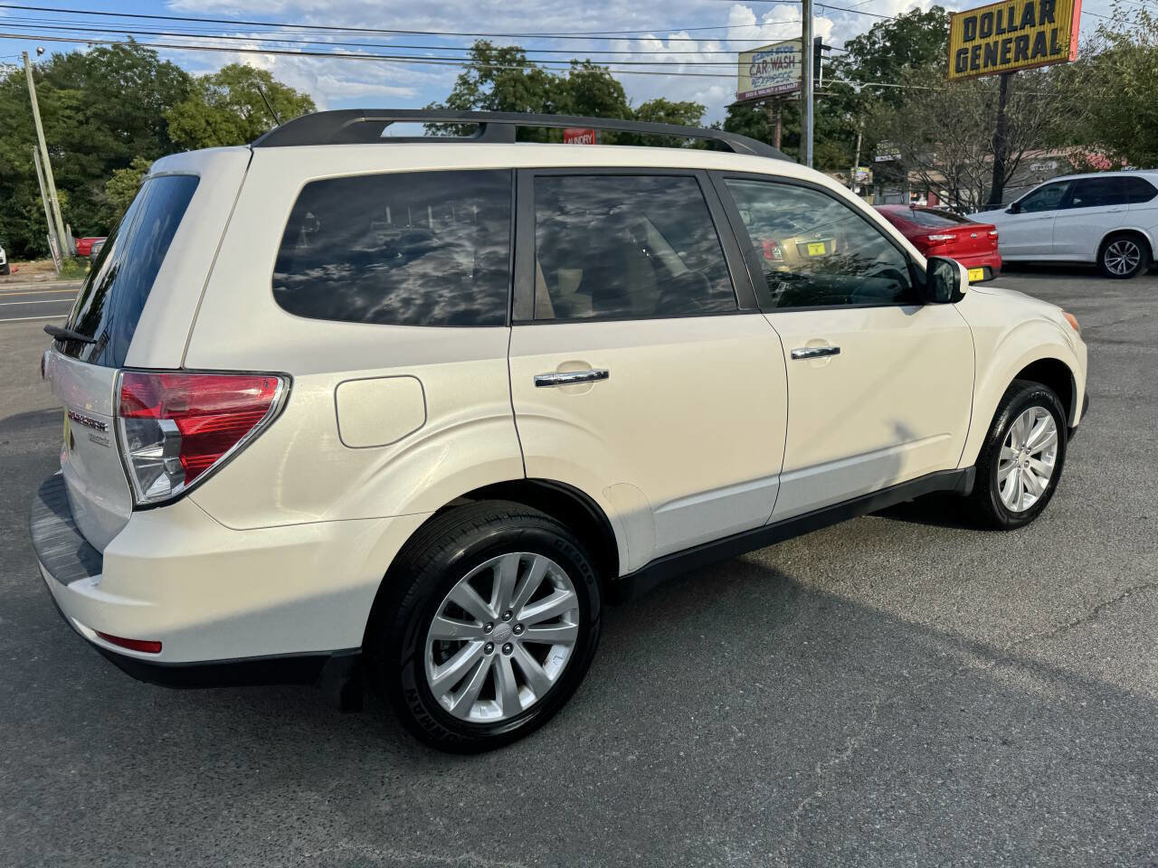 Used 2013 Subaru Forester 2.5X Premium w/ Popular Pkg 3 image 16