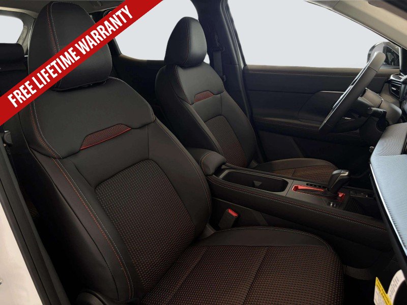 New 2026 Nissan Kicks SR w/ Cold Weather Package FWD image 30