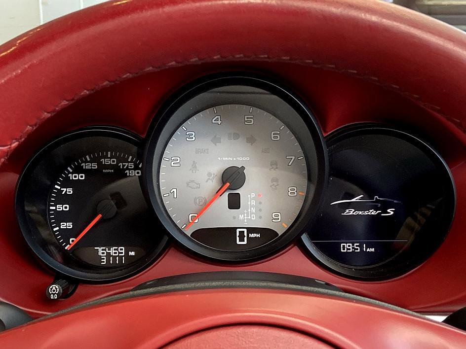 Used 2013 Porsche Boxster S image 11