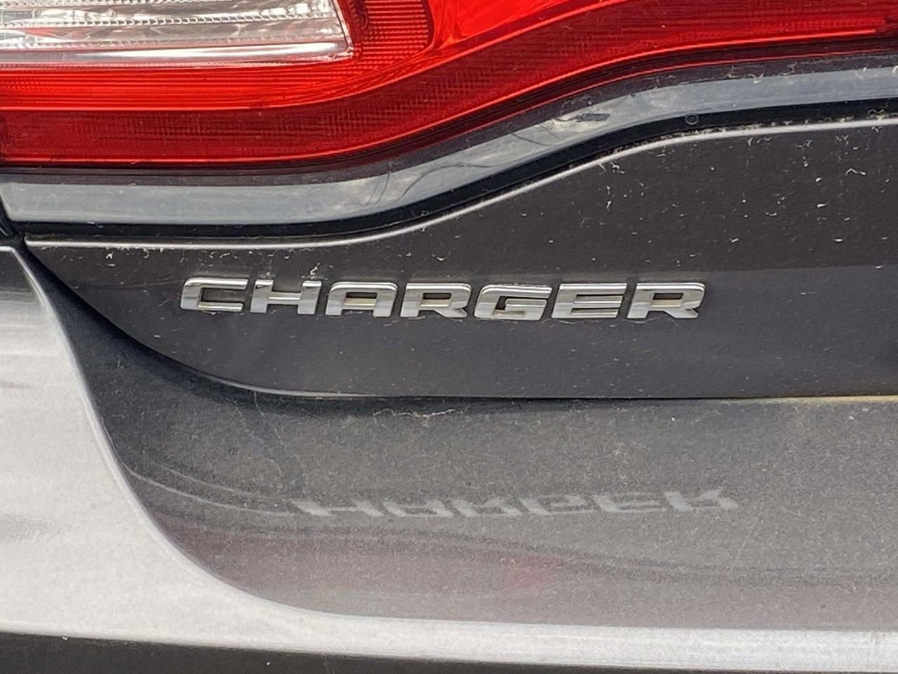Used 2014 Dodge Charger SE RWD image 10