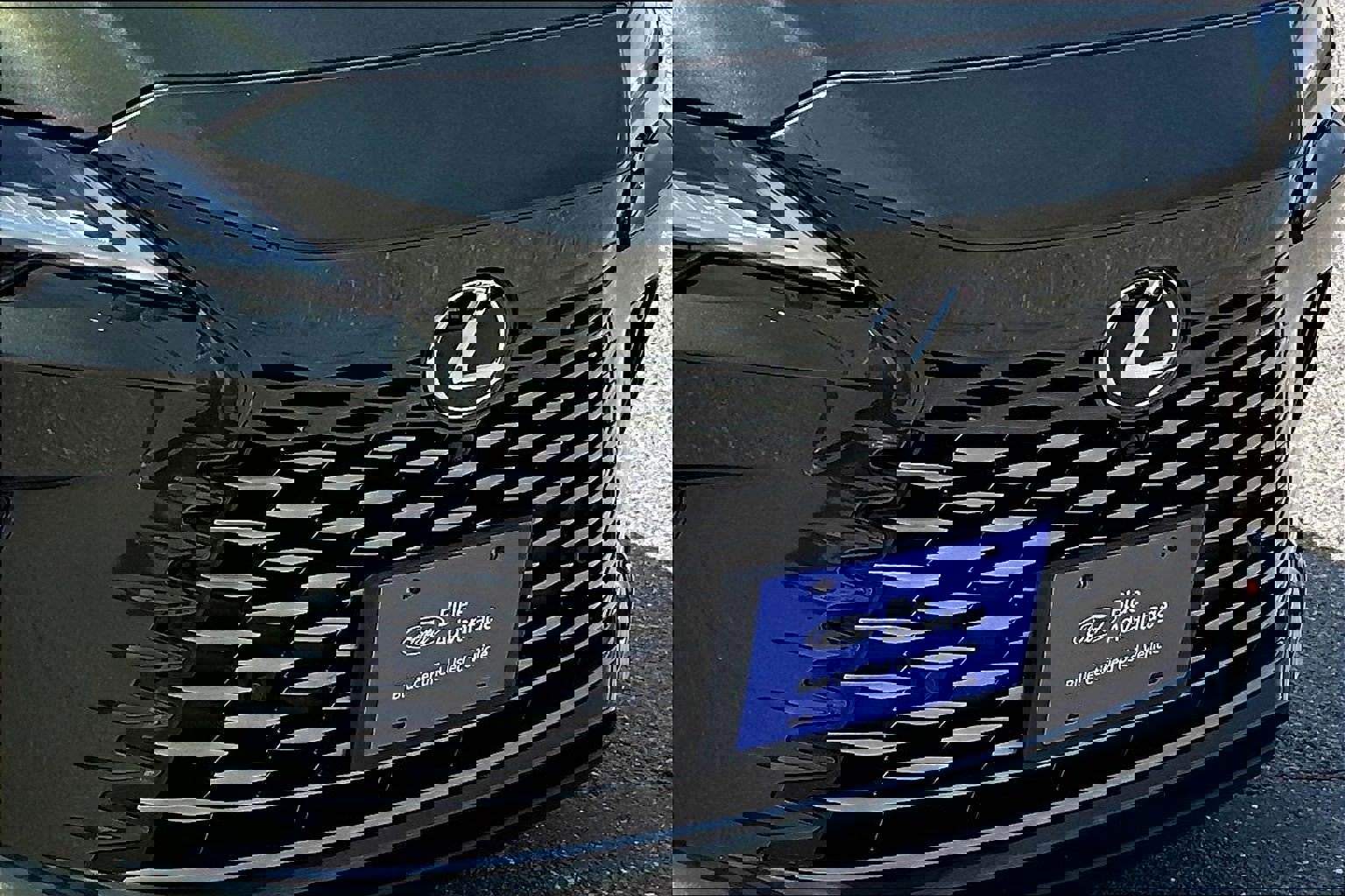 Used 2023 Lexus RX 350 AWD w/ Accessory Package (Z1) image 28