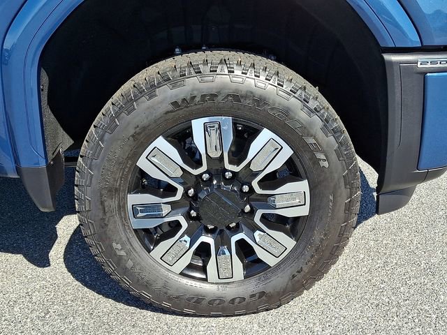 New 2026 GMC Sierra 2500 Denali w/ Denali Reserve Package image 6