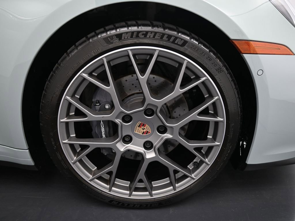 Certified 2025 Porsche 911 Carrera RWD image 10