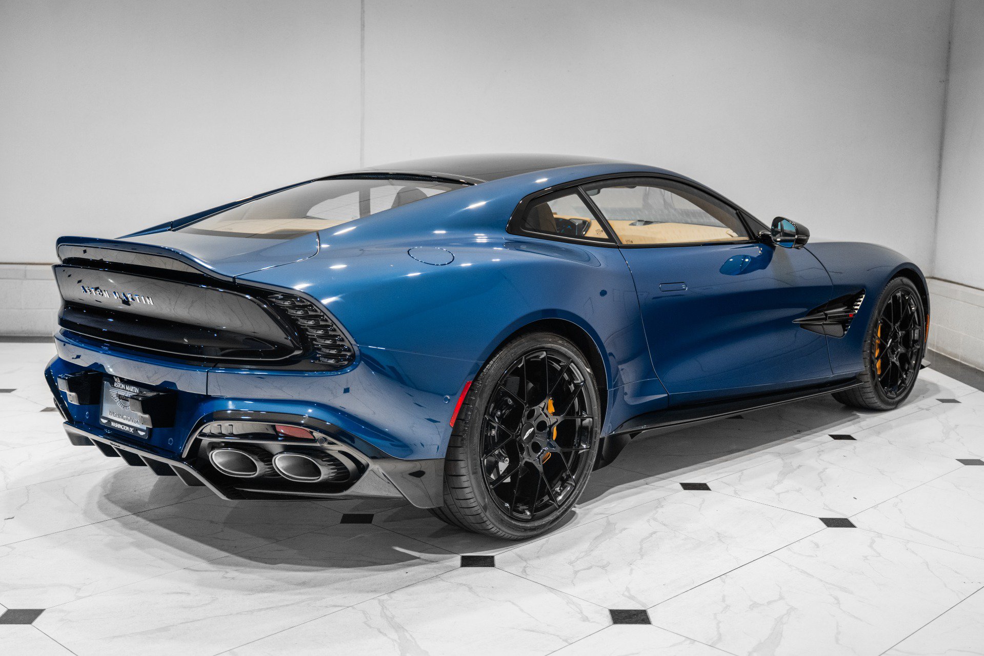 New 2025 Aston Martin Vanquish RWD image 46