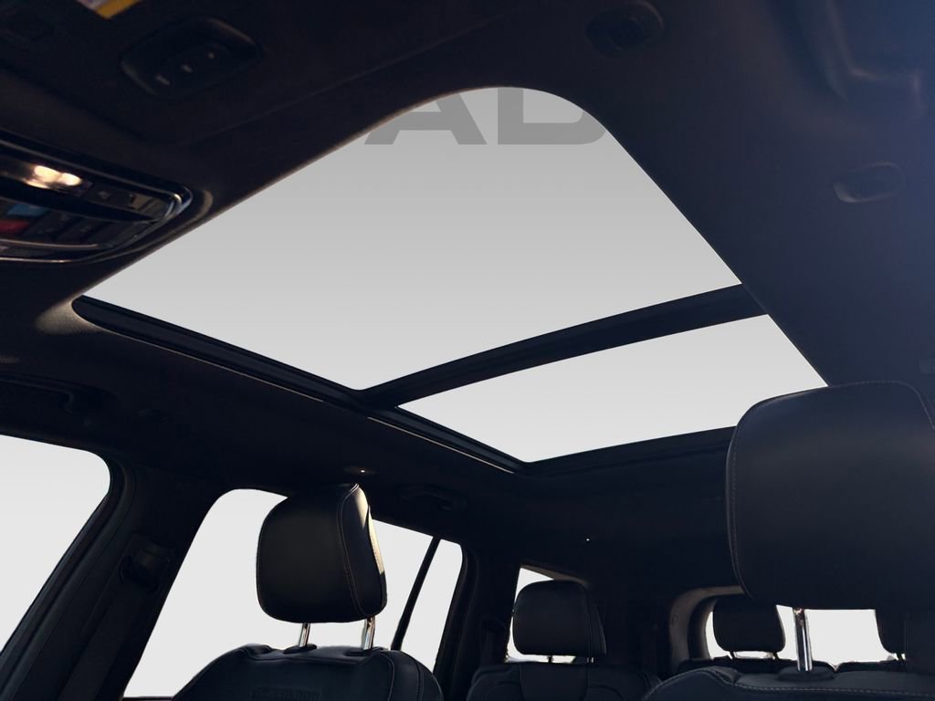 Used 2022 Jeep Grand Cherokee L Overland image 7