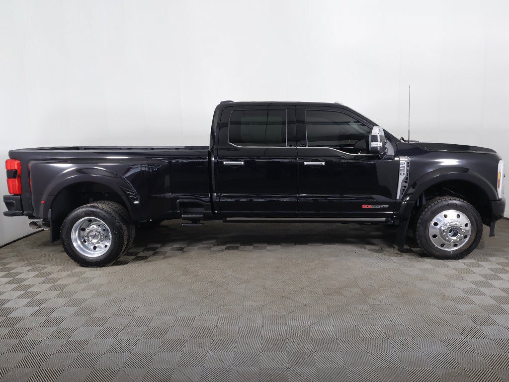 Used 2024 Ford F450 Limited w/ FX4 Off-Road Package AWD/4WD image 24