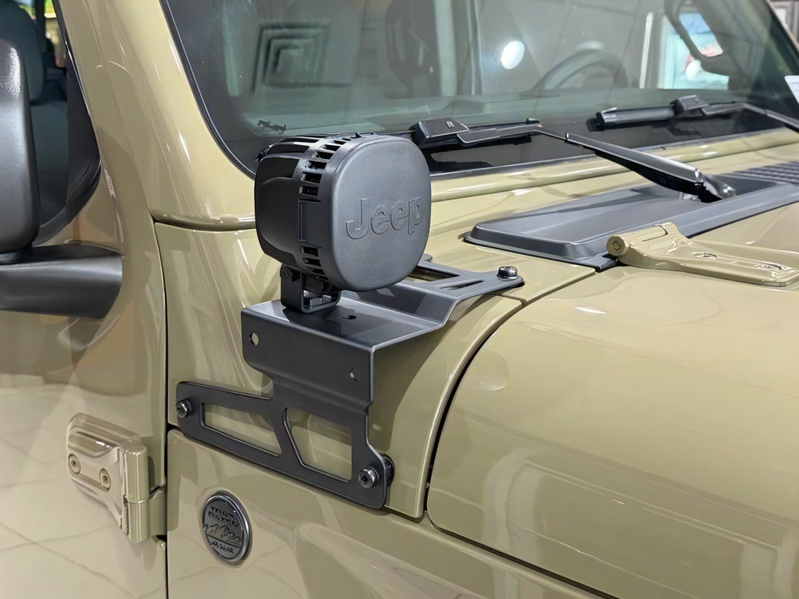 New 2026 Jeep Gladiator Sport AWD/4WD image 11