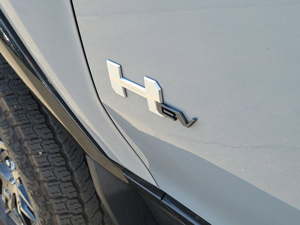 Used 2026 GMC Hummer EV SUV image 32