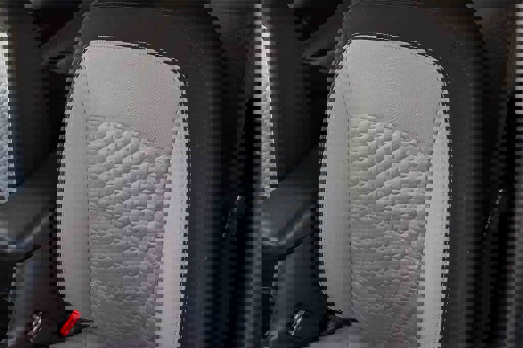 Used 2020 Chevrolet Equinox LS w/ LS Convenience Package image 26