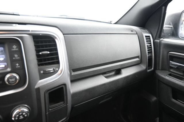 Used 2024 RAM 1500 Warlock AWD/4WD image 25