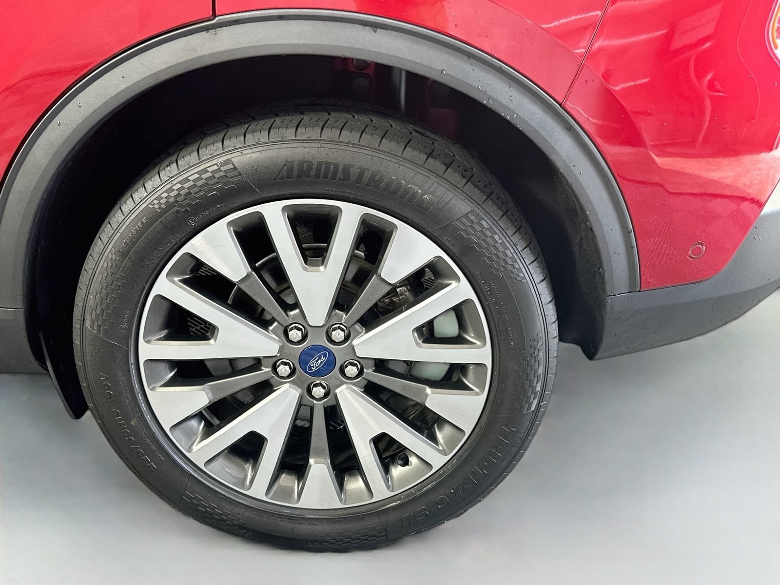 Used 2020 Ford Escape Titanium AWD/4WD image 31