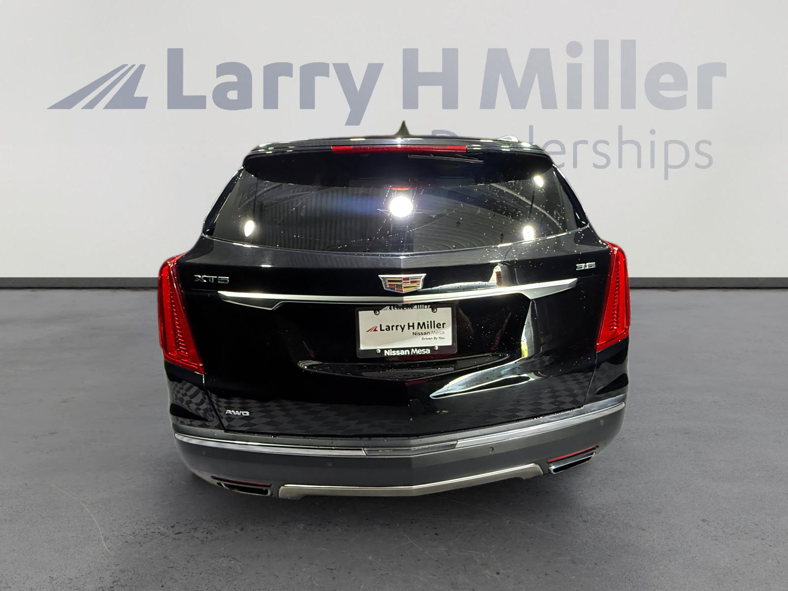 Used 2019 Cadillac XT5 Platinum AWD/4WD image 4