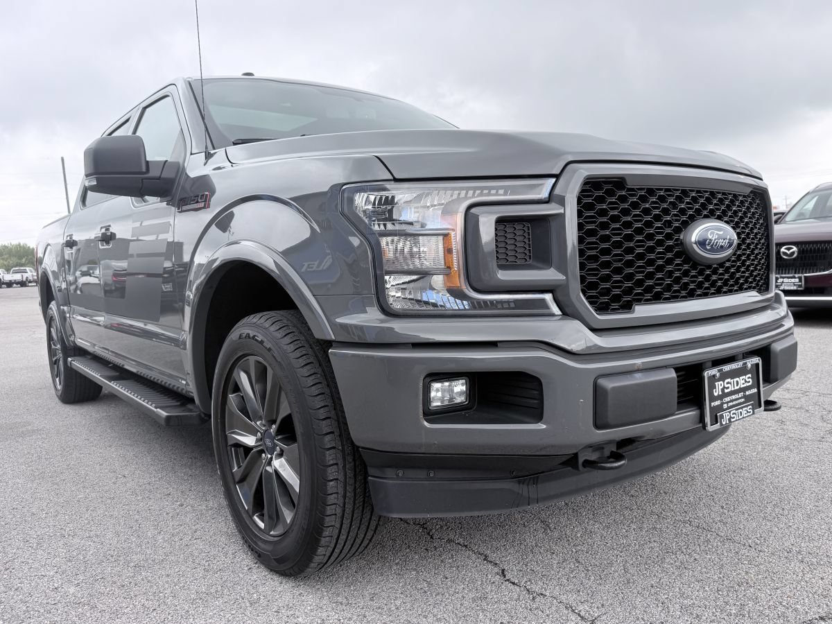Used 2018 Ford F150 XLT w/ Equipment Group 302A Luxury AWD/4WD image 3