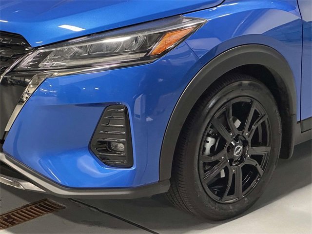 Used 2024 Nissan Kicks SR w/ SR Premium Package image 10