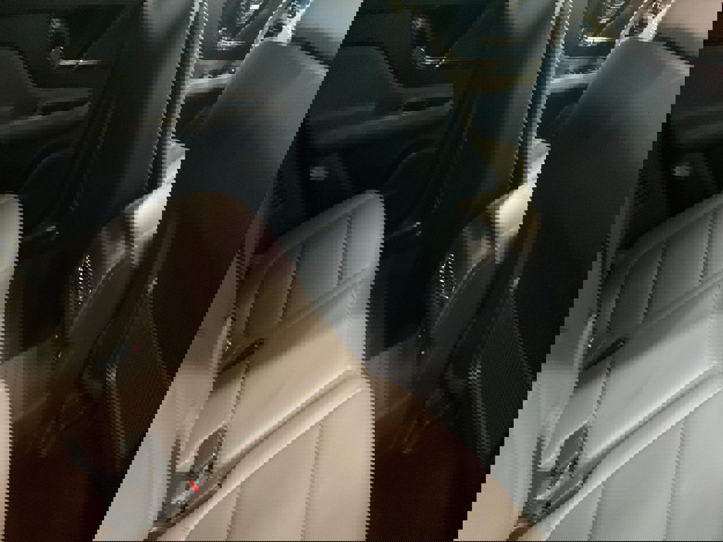 Used 2025 Lincoln Corsair AWD w/ Equipment Group 101A image 27