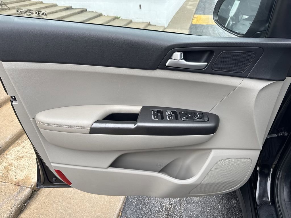 Used 2021 Kia Sportage LX image 20
