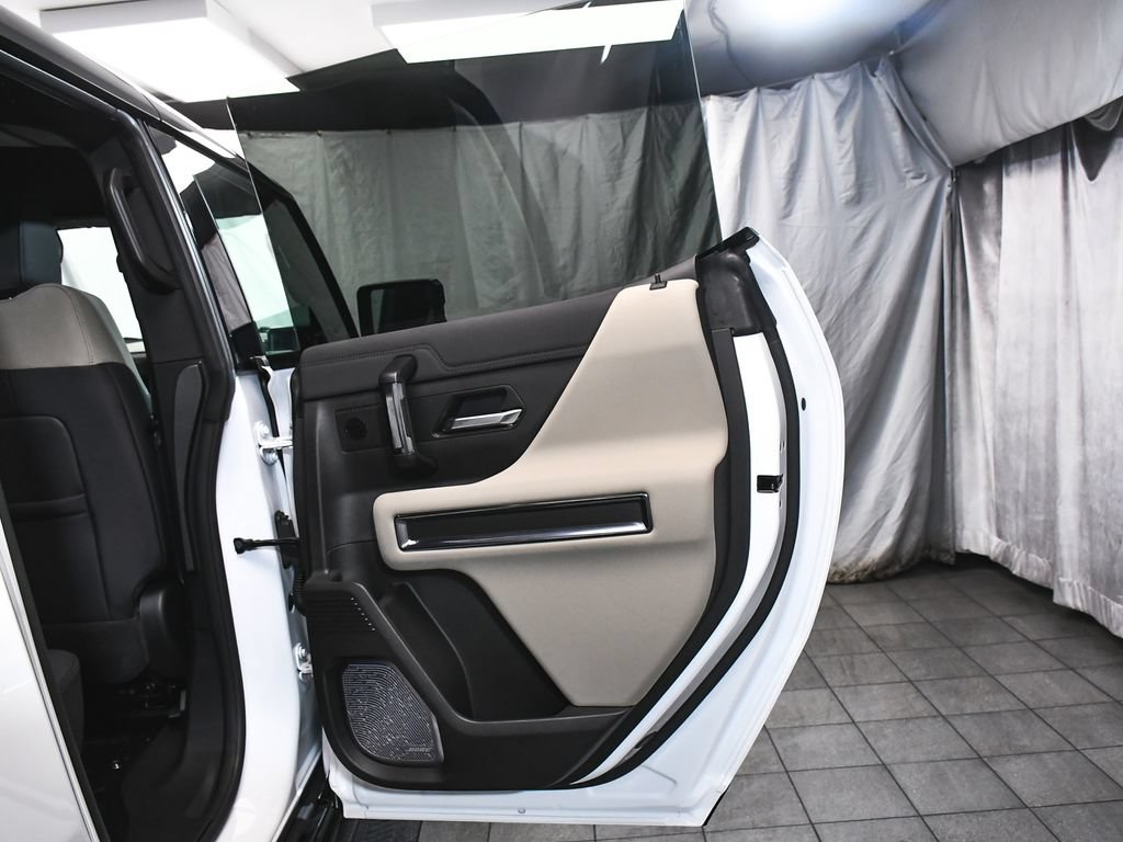 Used 2026 GMC Hummer EV SUV AWD/4WD image 13