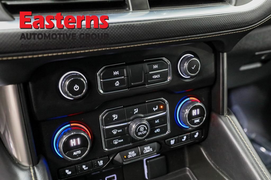 Used 2024 Chevrolet Suburban Premier image 20