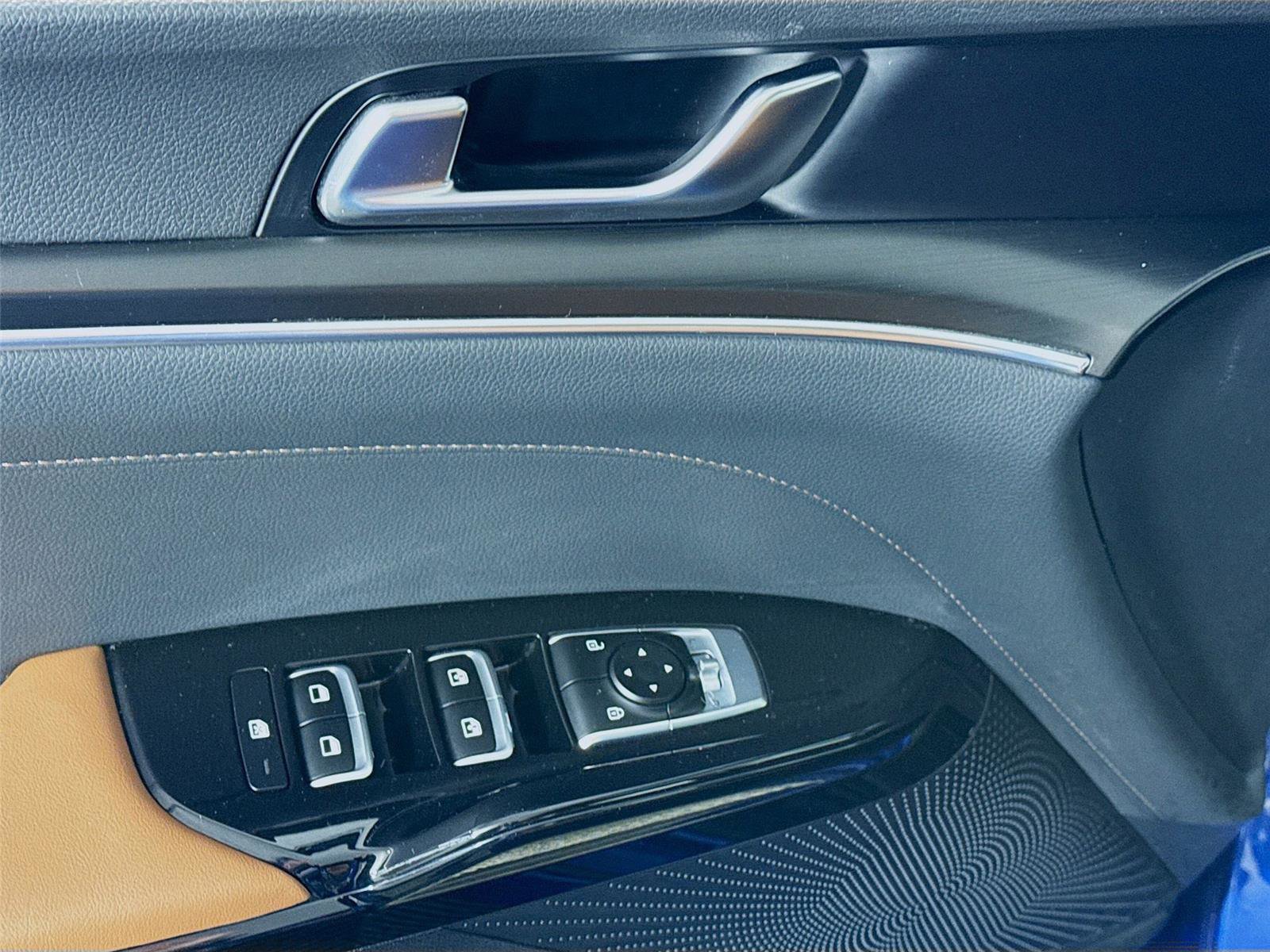 Used 2022 Kia K5 GT image 12