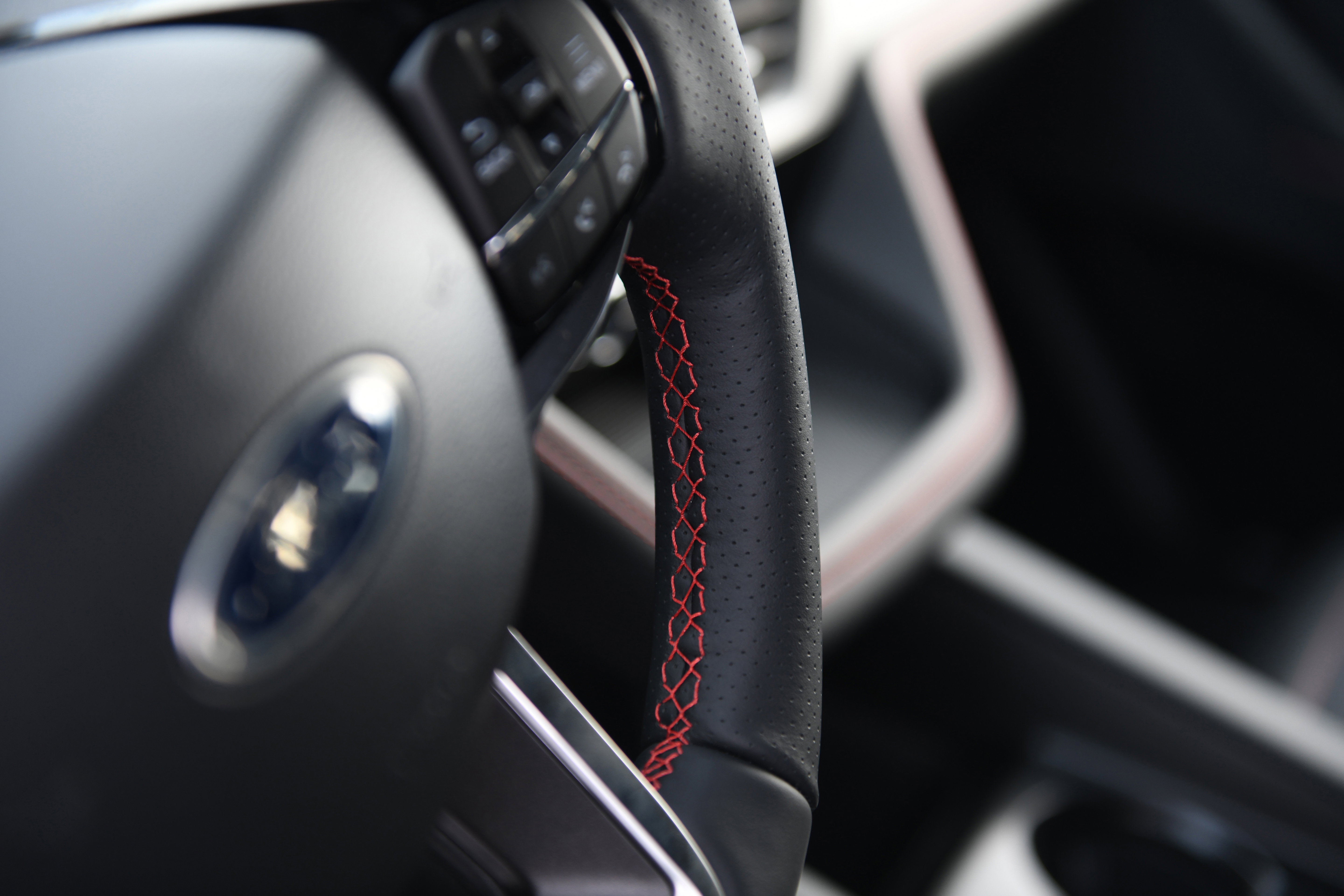 New 2026 Ford Explorer ST-Line w/ ST-Line Street Pack image 23