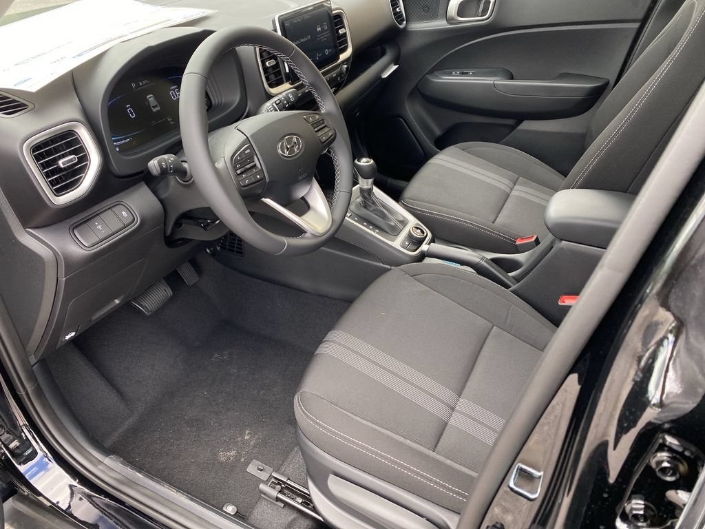 New 2026 Hyundai Venue SEL FWD image 10