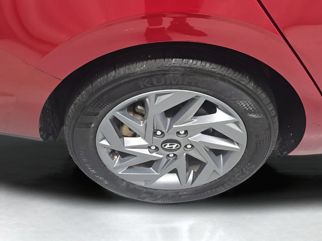 Used 2024 Hyundai Elantra SEL FWD image 42