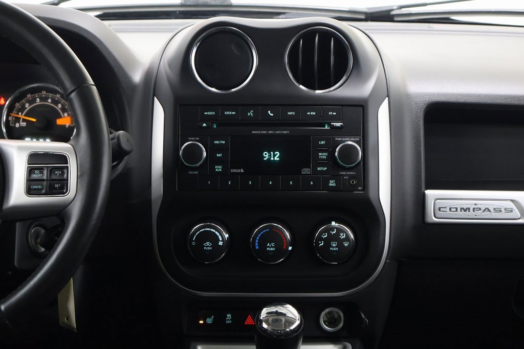 Used 2014 Jeep Compass Latitude w/ Sun/Sound Group image 19