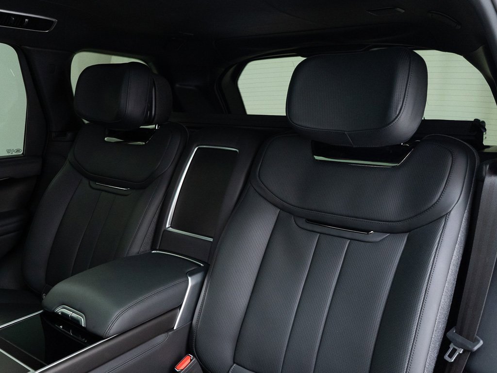 Used 2023 Land Rover Range Rover SV image 27