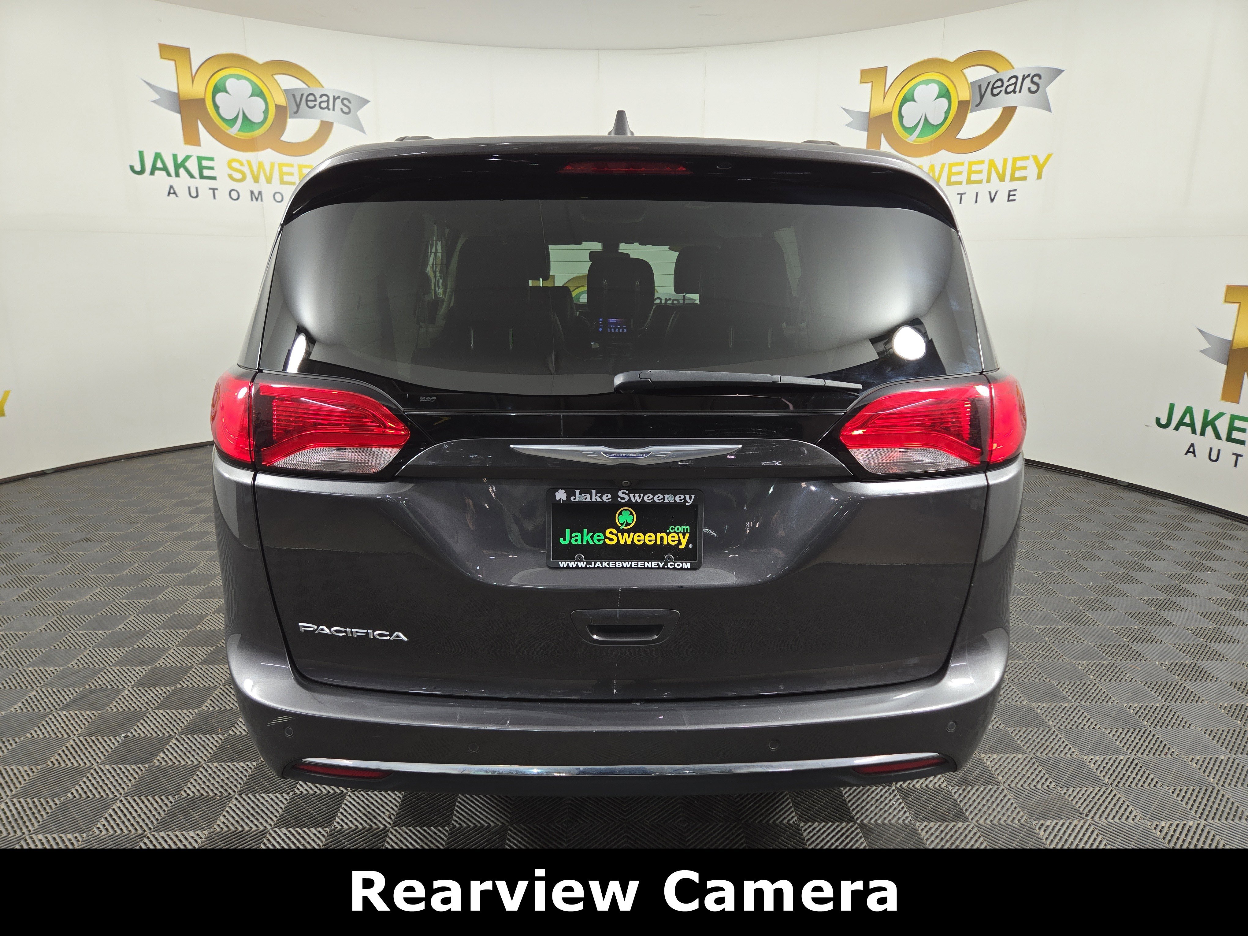Used 2017 Chrysler Pacifica Touring-L image 9