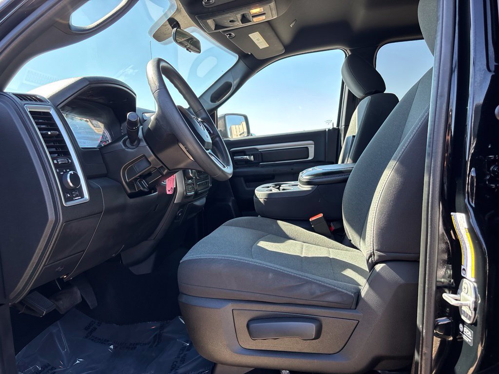 Certified 2024 RAM 1500 Warlock AWD/4WD image 12